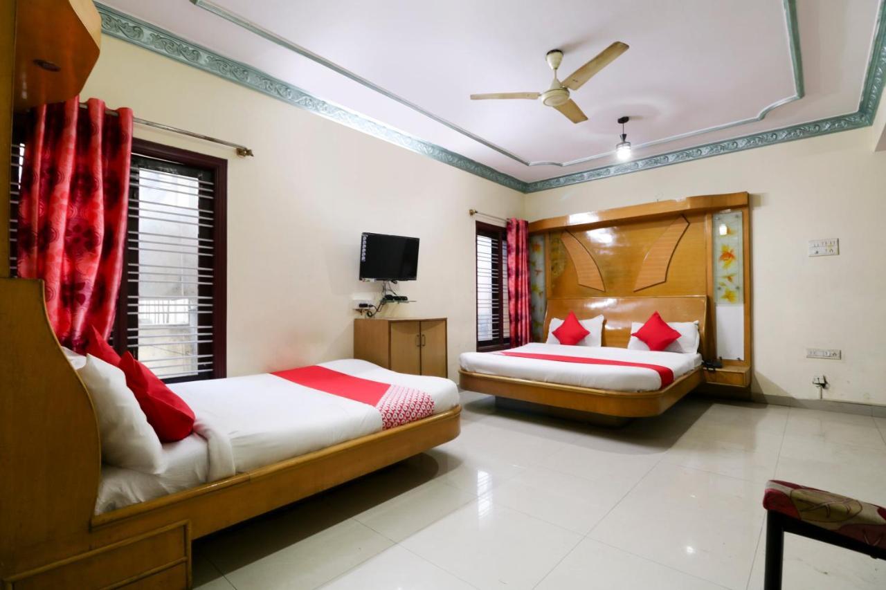 Oyo 71675 New Aishwarya Comforts Hotel Bengaluru Kültér fotó